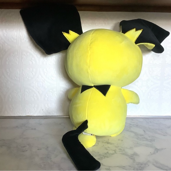 < Pokémon 2023 Pichu Super Soft Plush Like New > - Picture 4 of 6